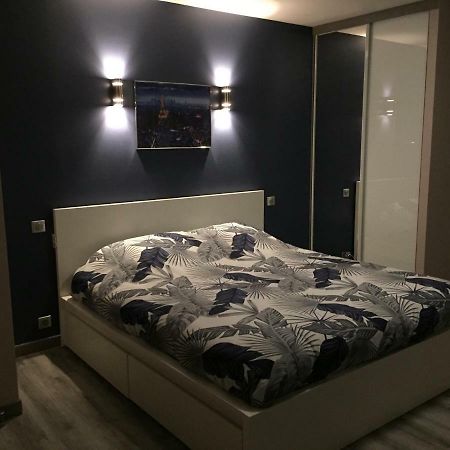 La Maison Parisienne Maison Deux Pieces A Louer Au Pied Du Metro Maisons-Alfort Exterior foto